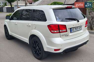 Позашляховик / Кросовер Dodge Journey 2015 в 