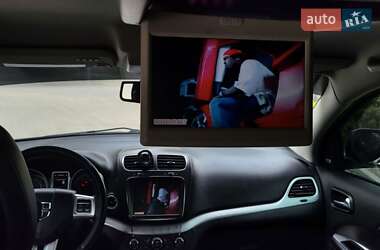 Позашляховик / Кросовер Dodge Journey 2015 в 