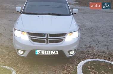 Позашляховик / Кросовер Dodge Journey 2015 в 