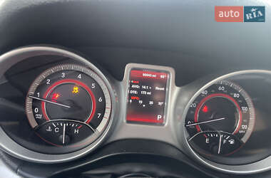Позашляховик / Кросовер Dodge Journey 2014 в 
