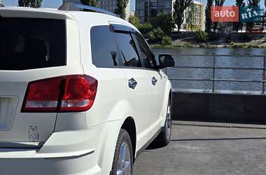 Внедорожник / Кроссовер Dodge Journey 2015 в 