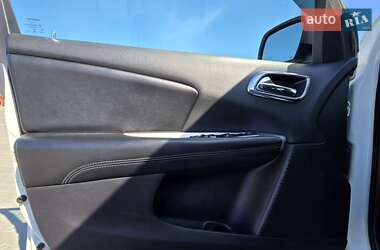 Внедорожник / Кроссовер Dodge Journey 2015 в 