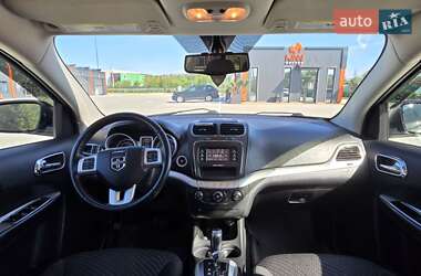 Внедорожник / Кроссовер Dodge Journey 2015 в 