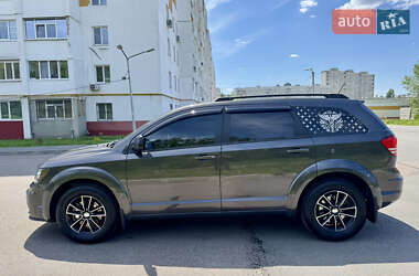 Позашляховик / Кросовер Dodge Journey 2016 в 