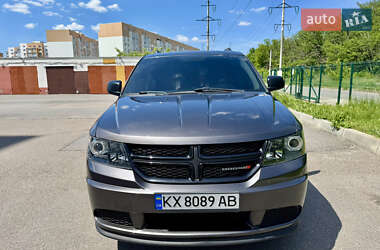 Позашляховик / Кросовер Dodge Journey 2016 в 