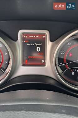 Внедорожник / Кроссовер Dodge Journey 2015 в 