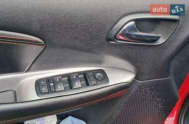 Внедорожник / Кроссовер Dodge Journey 2015 в 