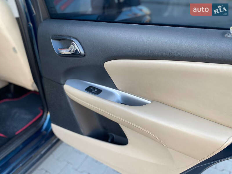 Внедорожник / Кроссовер Dodge Journey 2013 в Ровно фото 24 Внедорожник / Кроссовер Dodge Journey 2013 в Ровно