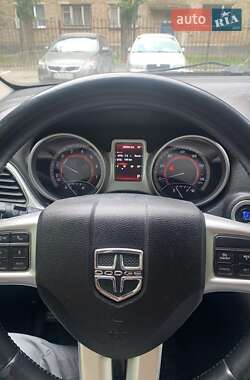 Внедорожник / Кроссовер Dodge Journey 2013 в 