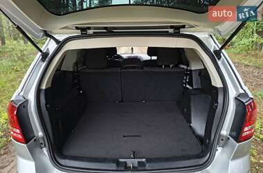 Позашляховик / Кросовер Dodge Journey 2012 в 