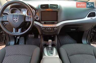 Позашляховик / Кросовер Dodge Journey 2016 в 