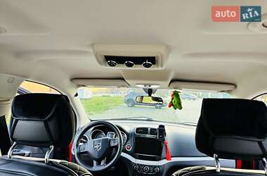 Внедорожник / Кроссовер Dodge Journey 2012 в 