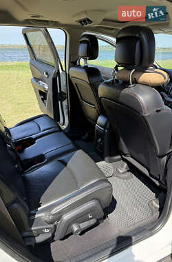 Внедорожник / Кроссовер Dodge Journey 2015 в 