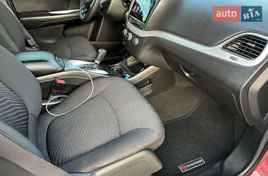 Внедорожник / Кроссовер Dodge Journey 2015 в 