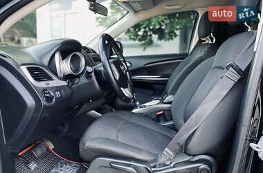 Внедорожник / Кроссовер Dodge Journey 2017 в 