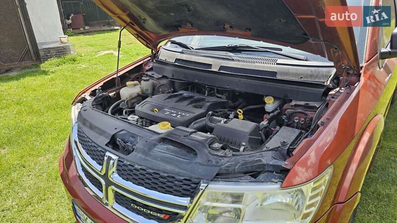 Внедорожник / Кроссовер Dodge Journey 2012 в Радивилове