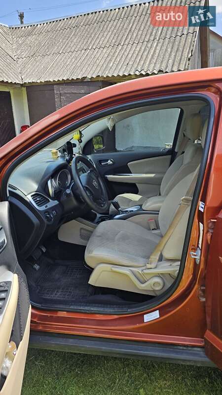 Внедорожник / Кроссовер Dodge Journey 2012 в Радивилове