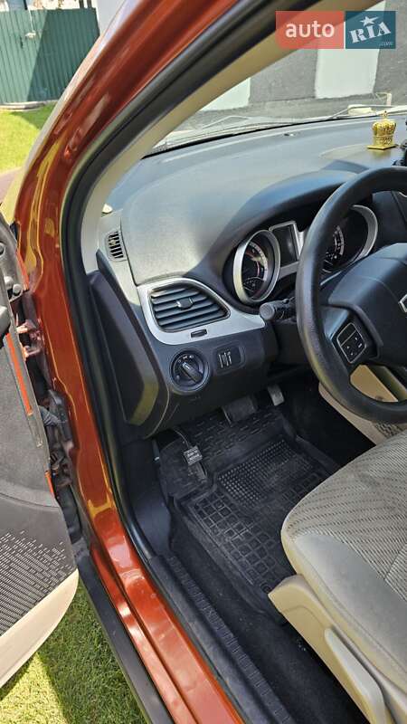 Внедорожник / Кроссовер Dodge Journey 2012 в Радивилове