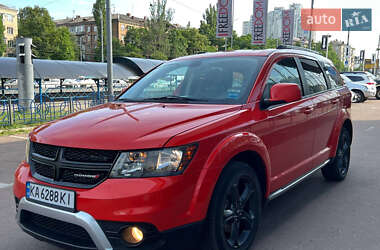 Позашляховик / Кросовер Dodge Journey 2018 в 