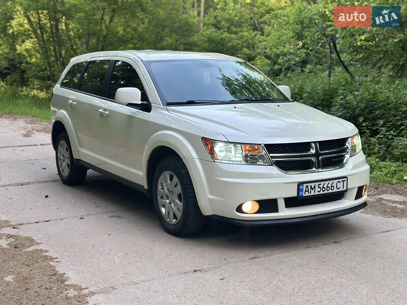 Внедорожник / Кроссовер Dodge Journey 2013 в 