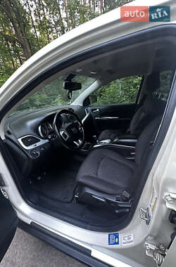 Внедорожник / Кроссовер Dodge Journey 2013 в 