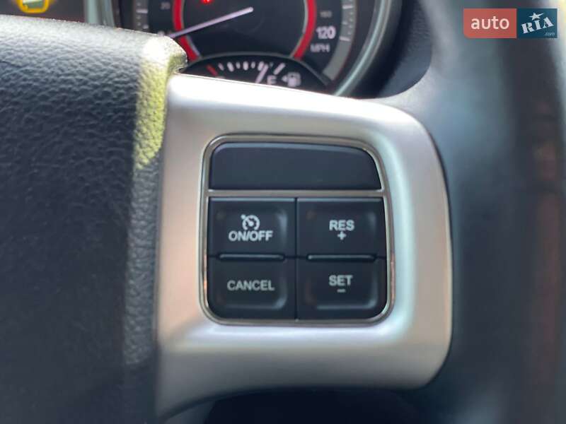 Позашляховик / Кросовер Dodge Journey 2016 в Києві фото 17 Позашляховик / Кросовер Dodge Journey 2016 в Києві