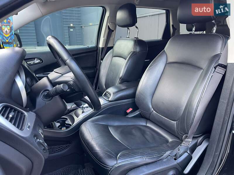 Позашляховик / Кросовер Dodge Journey 2016 в Києві фото 23 Позашляховик / Кросовер Dodge Journey 2016 в Києві