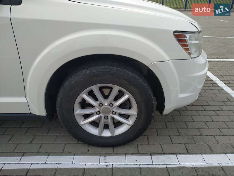 Внедорожник / Кроссовер Dodge Journey 2017 в Нововолынске фото 15 Внедорожник / Кроссовер Dodge Journey 2017 в Нововолынске