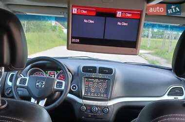 Позашляховик / Кросовер Dodge Journey 2015 в 