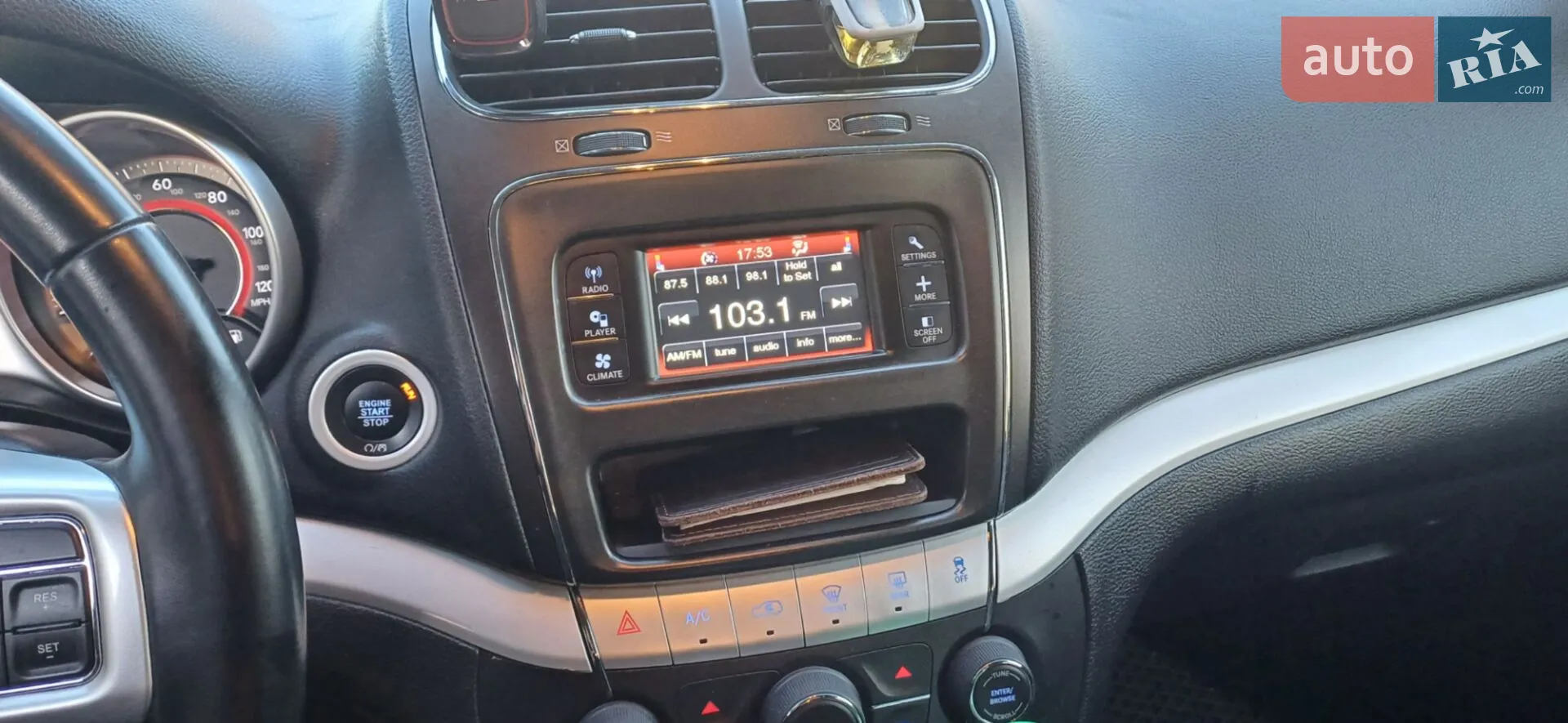 2019 Dodge Journey - мініатюра 2