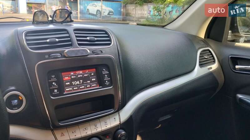 Позашляховик / Кросовер Dodge Journey 2018 в Львові