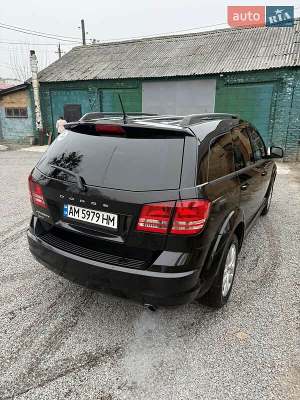Внедорожник / Кроссовер Dodge Journey 2016 в Звягеле