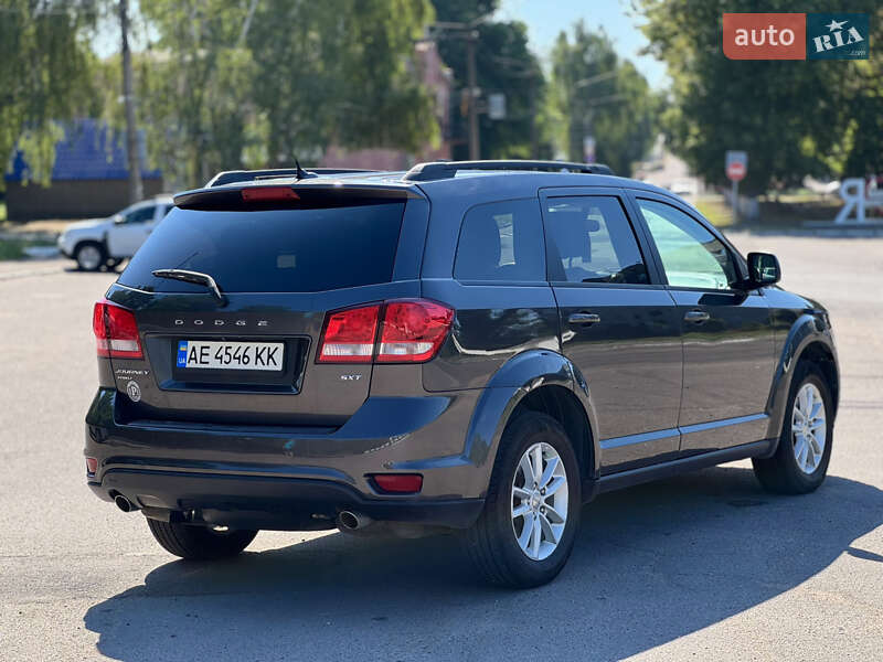 Внедорожник / Кроссовер Dodge Journey 2016 в Каменском