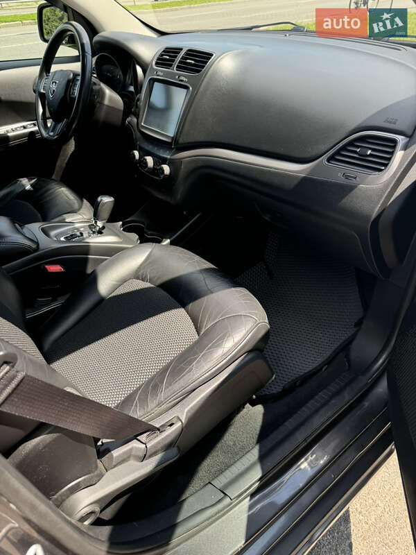 Внедорожник / Кроссовер Dodge Journey 2016 в Виннице