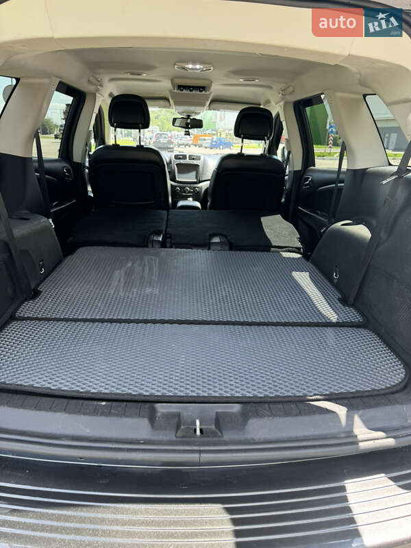 Внедорожник / Кроссовер Dodge Journey 2016 в Виннице