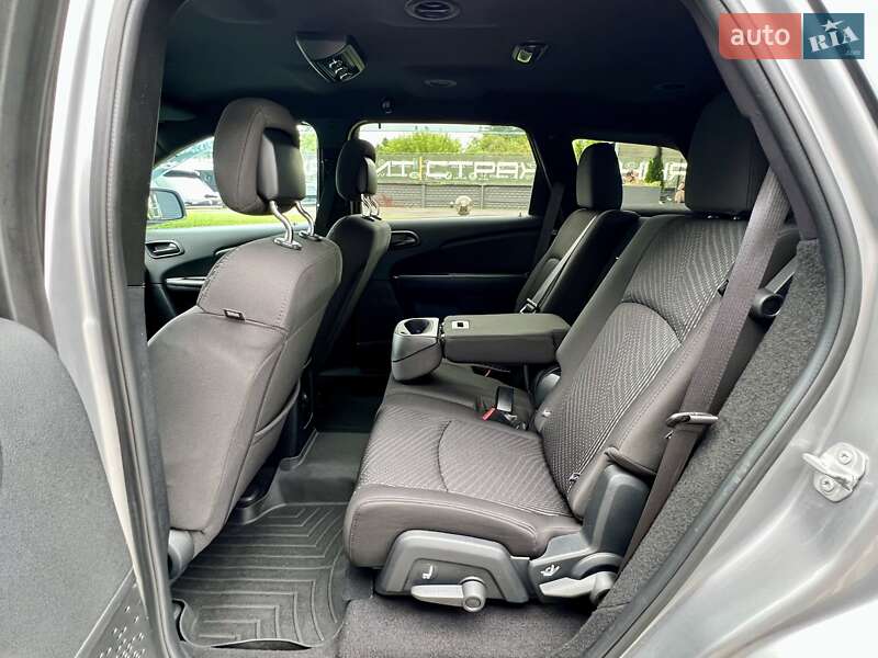 Позашляховик / Кросовер Dodge Journey 2016 в Києві