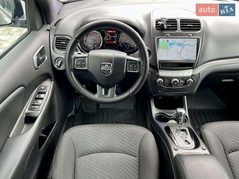Позашляховик / Кросовер Dodge Journey 2016 в Києві