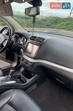 Внедорожник / Кроссовер Dodge Journey 2015 в 