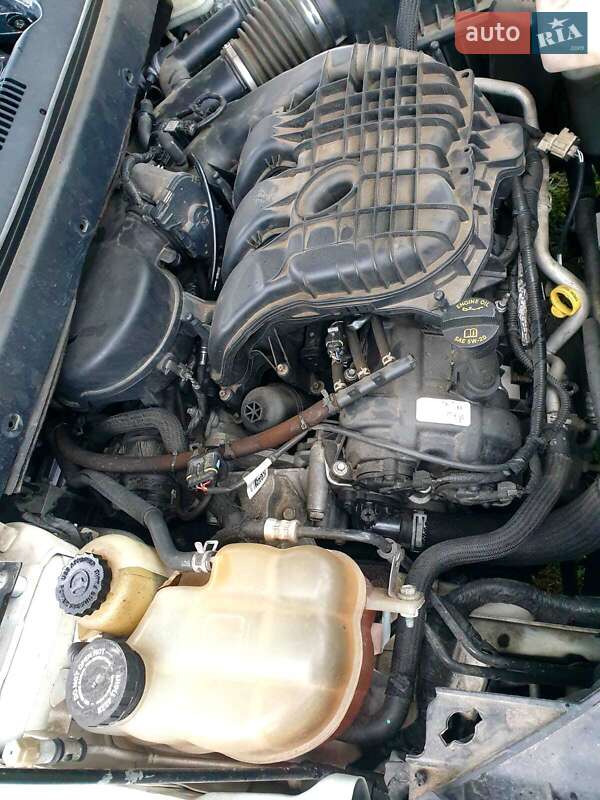 Позашляховик / Кросовер Dodge Journey 2016 в Києві фото 20 Позашляховик / Кросовер Dodge Journey 2016 в Києві