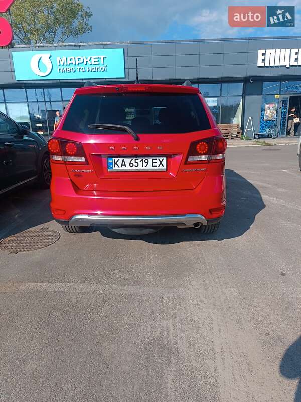 Позашляховик / Кросовер Dodge Journey 2015 в Києві