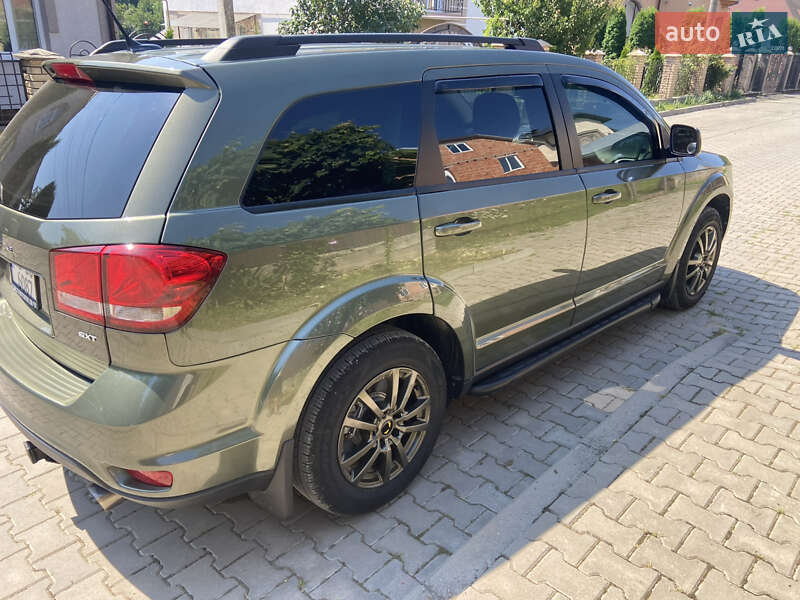 Позашляховик / Кросовер Dodge Journey 2016 в Чернівцях