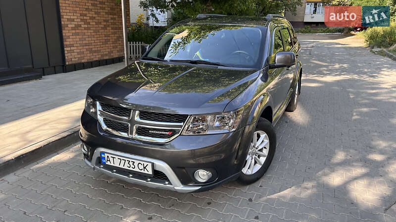 Позашляховик / Кросовер Dodge Journey 2016 в 
