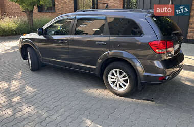 Позашляховик / Кросовер Dodge Journey 2016 в 