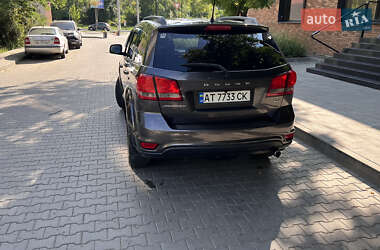 Позашляховик / Кросовер Dodge Journey 2016 в 
