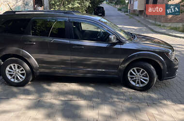 Позашляховик / Кросовер Dodge Journey 2016 в 