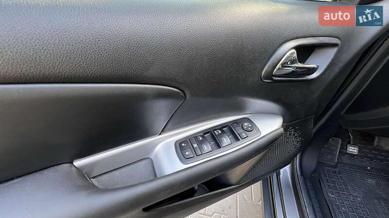 Внедорожник / Кроссовер Dodge Journey 2016 в Ивано-Франковске фото 64 Внедорожник / Кроссовер Dodge Journey 2016 в Ивано-Франковске