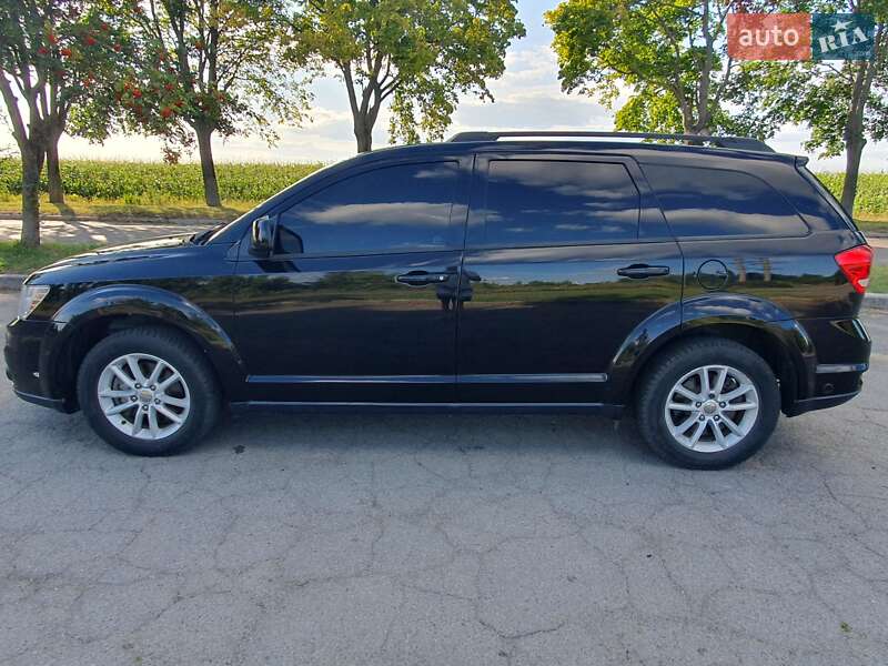 Позашляховик / Кросовер Dodge Journey 2014 в Володимирі фото 15 Позашляховик / Кросовер Dodge Journey 2014 в Володимирі
