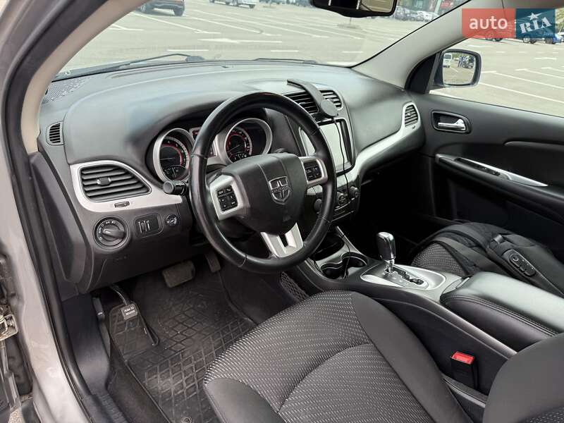 Внедорожник / Кроссовер Dodge Journey 2016 в Киеве