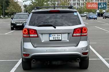 Позашляховик / Кросовер Dodge Journey 2016 в 