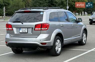Позашляховик / Кросовер Dodge Journey 2016 в 